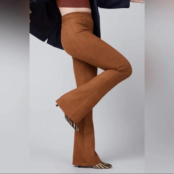 NWT Spanx Faux Suede Flare Pants - Picture 3 of 6